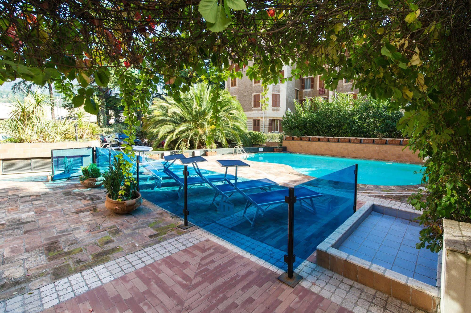 Hotel Michelangelo Palace & Spa Terni Eksteriør billede